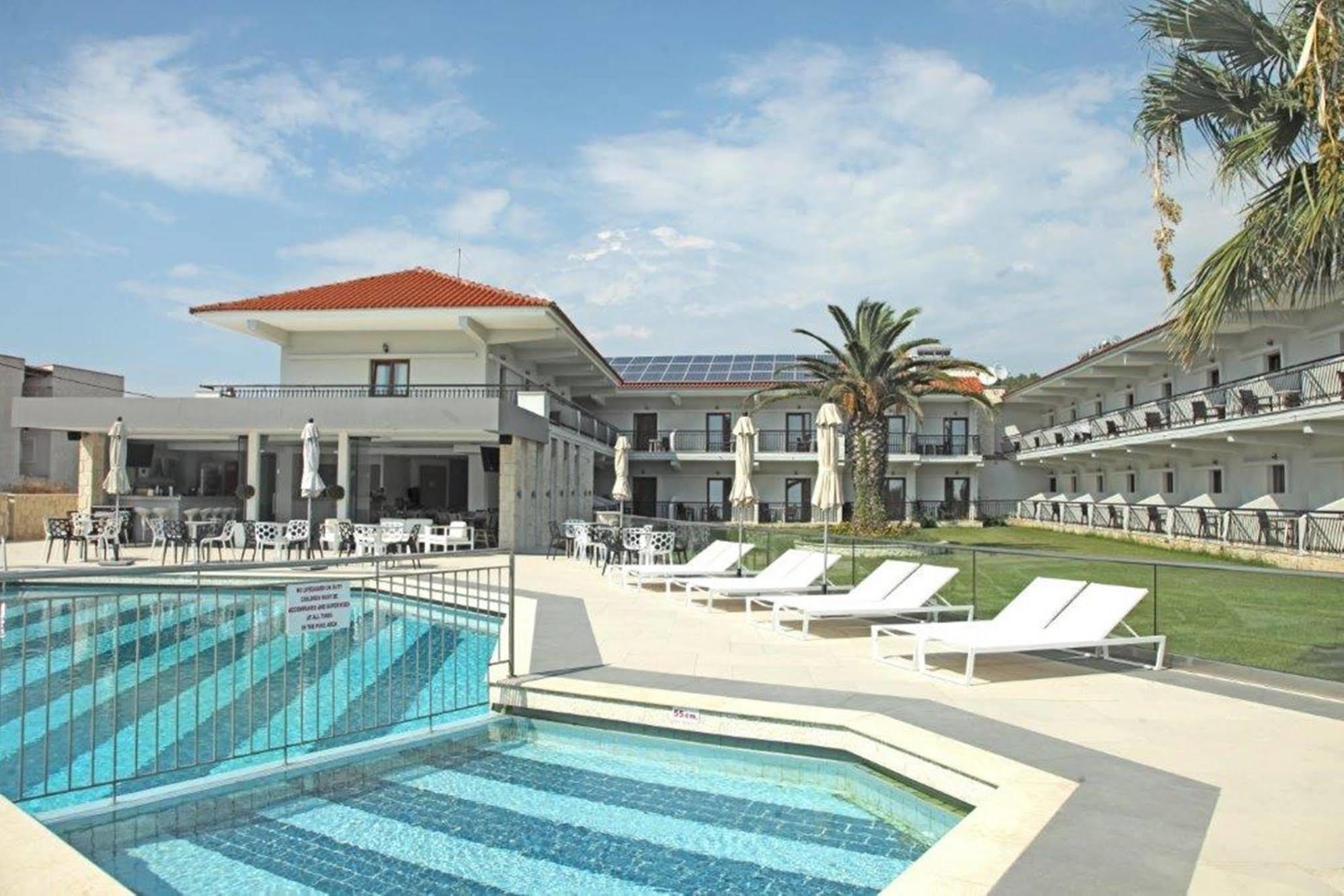 Aristotelis Hotel フォルカ エクステリア 写真