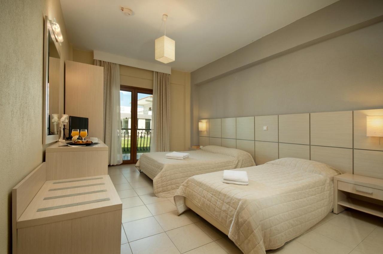 Aristotelis Hotel フォルカ エクステリア 写真